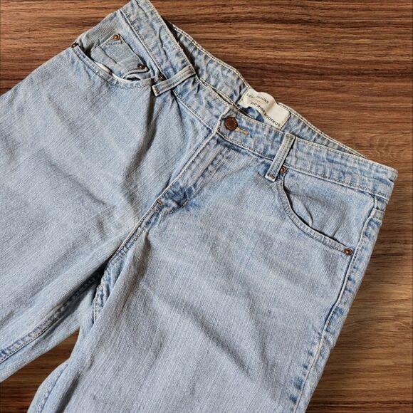 Levi's Vintage Light Wash Mid Rise Bootcut Jeans - Picture 2 of 6